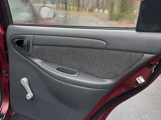 Красный ЗАЗ Ланос, объемом двигателя 1.5 л и пробегом 98 тыс. км за 3300 $, фото 18 на Automoto.ua