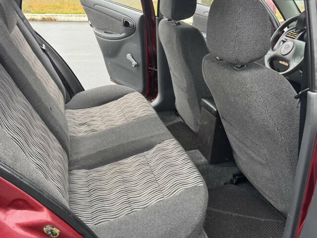 Красный ЗАЗ Ланос, объемом двигателя 1.5 л и пробегом 98 тыс. км за 3300 $, фото 15 на Automoto.ua