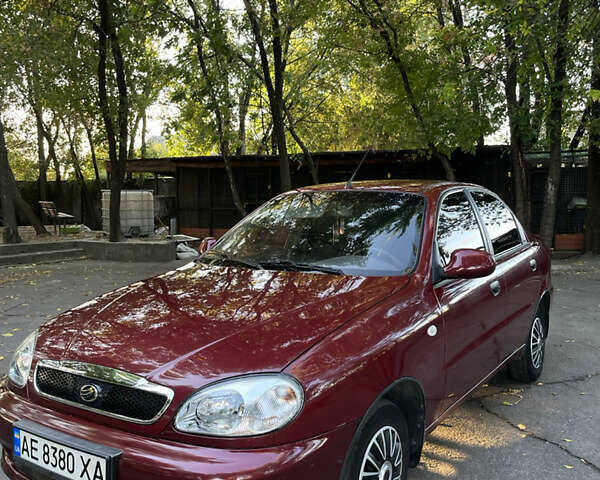 Красный ЗАЗ Ланос, объемом двигателя 1.5 л и пробегом 33 тыс. км за 4099 $, фото 2 на Automoto.ua