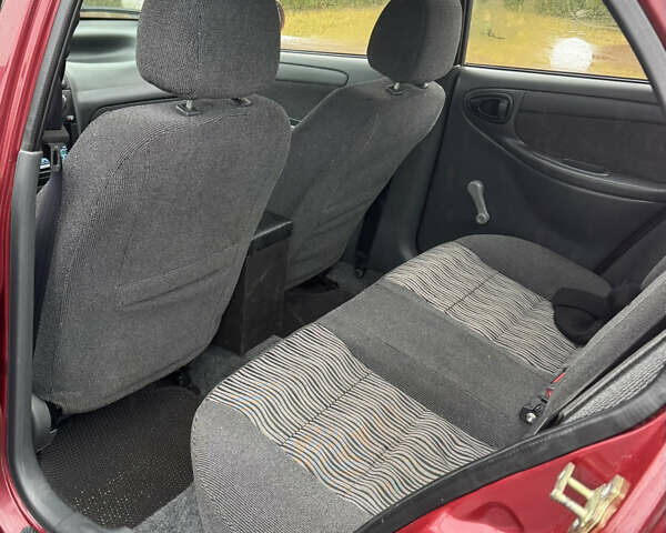 Красный ЗАЗ Ланос, объемом двигателя 1.5 л и пробегом 98 тыс. км за 3300 $, фото 14 на Automoto.ua