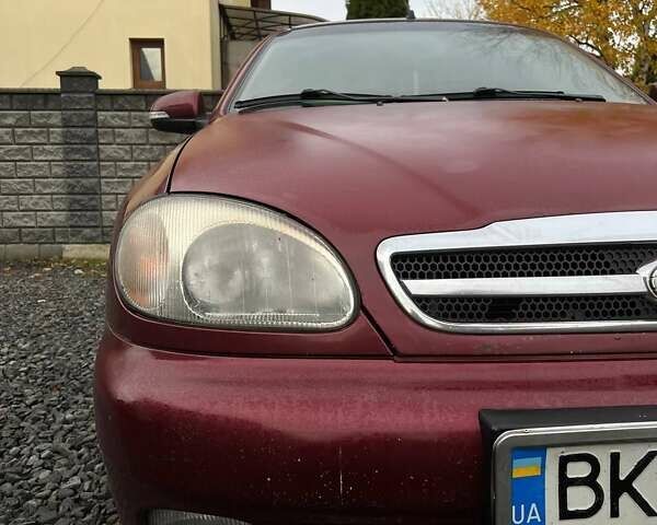 Красный ЗАЗ Ланос, объемом двигателя 1.5 л и пробегом 99 тыс. км за 2450 $, фото 2 на Automoto.ua