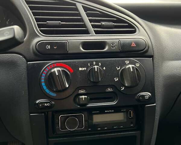 Красный ЗАЗ Ланос, объемом двигателя 1.5 л и пробегом 99 тыс. км за 2450 $, фото 17 на Automoto.ua