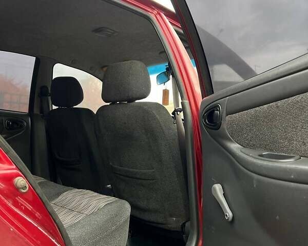 Красный ЗАЗ Ланос, объемом двигателя 1.5 л и пробегом 99 тыс. км за 2450 $, фото 11 на Automoto.ua