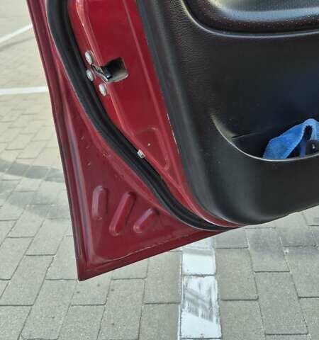 Красный ЗАЗ Ланос, объемом двигателя 1.5 л и пробегом 144 тыс. км за 2500 $, фото 9 на Automoto.ua