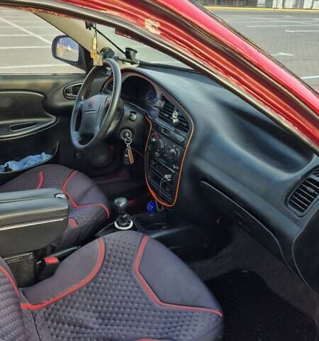 Красный ЗАЗ Ланос, объемом двигателя 1.5 л и пробегом 144 тыс. км за 2500 $, фото 12 на Automoto.ua