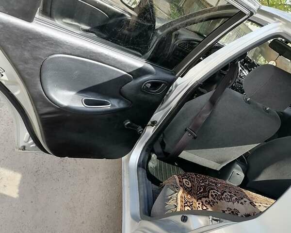 ЗАЗ Ланос, объемом двигателя 1.39 л и пробегом 206 тыс. км за 2000 $, фото 5 на Automoto.ua