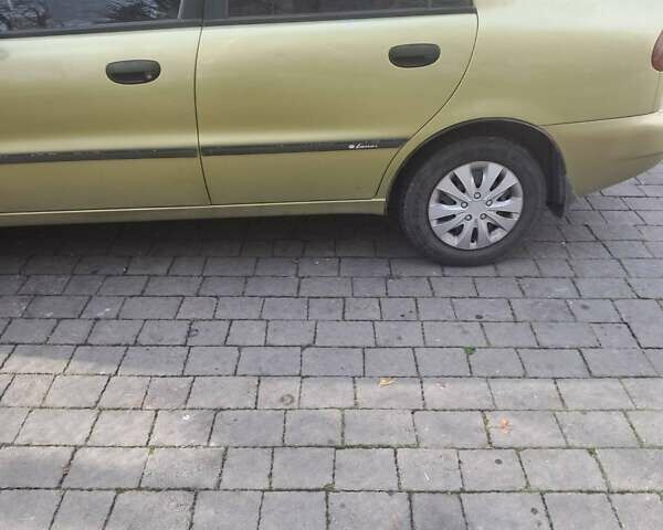 Желтый ЗАЗ Ланос, объемом двигателя 1.39 л и пробегом 130 тыс. км за 2000 $, фото 3 на Automoto.ua