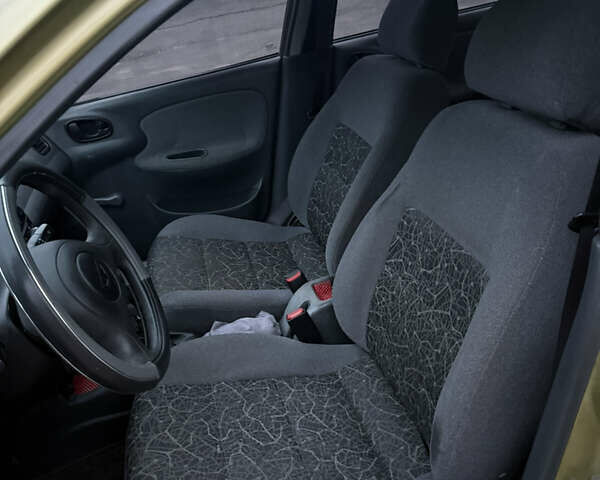 Желтый ЗАЗ Ланос, объемом двигателя 1.39 л и пробегом 126 тыс. км за 2100 $, фото 12 на Automoto.ua