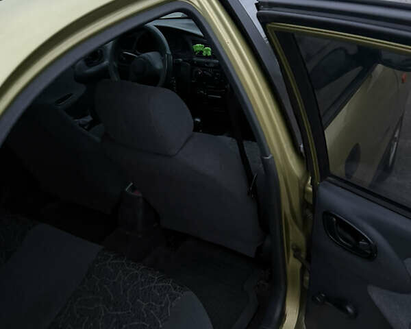 Желтый ЗАЗ Ланос, объемом двигателя 1.39 л и пробегом 126 тыс. км за 2100 $, фото 14 на Automoto.ua