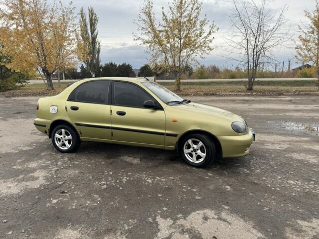 ЗАЗ Ланос 2007 у Новониколаевке на Automoto.ua Жовтий ЗАЗ Ланос, об'ємом двигуна 1.4 л та пробігом 245 тис. км за 1400 $, фото 3 на Automoto.ua