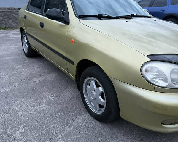 Желтый ЗАЗ Ланос, объемом двигателя 1.39 л и пробегом 126 тыс. км за 2100 $, фото 4 на Automoto.ua