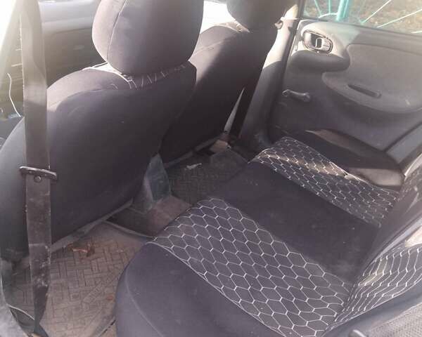 Жовтий ЗАЗ Ланос, об'ємом двигуна 1.39 л та пробігом 300 тис. км за 1350 $, фото 1 на Automoto.ua