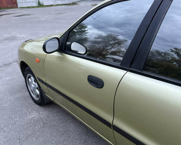 Желтый ЗАЗ Ланос, объемом двигателя 1.39 л и пробегом 126 тыс. км за 2100 $, фото 1 на Automoto.ua