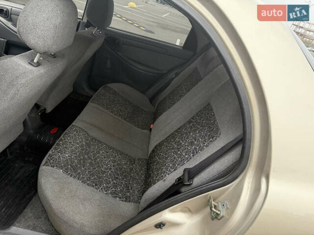 Желтый ЗАЗ Ланос, объемом двигателя 1.5 л и пробегом 219 тыс. км за 3200 $, фото 8 на Automoto.ua