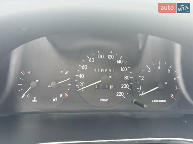 Желтый ЗАЗ Ланос, объемом двигателя 1.5 л и пробегом 219 тыс. км за 3200 $, фото 13 на Automoto.ua