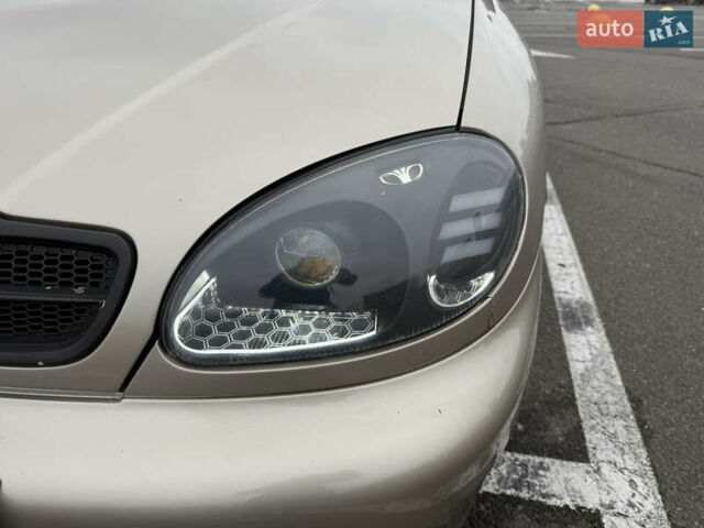 Желтый ЗАЗ Ланос, объемом двигателя 1.5 л и пробегом 219 тыс. км за 3200 $, фото 6 на Automoto.ua