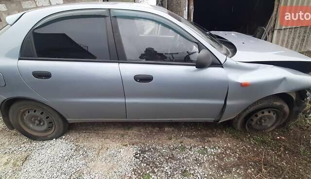 Серый ЗАЗ Ланос, объемом двигателя 1.6 л и пробегом 235 тыс. км за 944 $, фото 1 на Automoto.ua