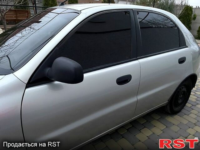 Сірий ЗАЗ Ланос, об'ємом двигуна 1.6 л та пробігом 120 тис. км за 3300 $, фото 5 на Automoto.ua