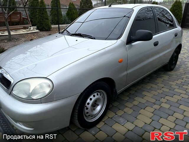 Сірий ЗАЗ Ланос, об'ємом двигуна 1.6 л та пробігом 120 тис. км за 3300 $, фото 3 на Automoto.ua