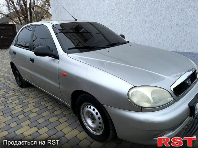 Сірий ЗАЗ Ланос, об'ємом двигуна 1.6 л та пробігом 120 тис. км за 3300 $, фото 4 на Automoto.ua