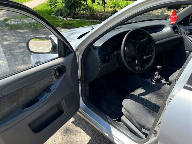 Сірий ЗАЗ Ланос, об'ємом двигуна 1.5 л та пробігом 230 тис. км за 2599 $, фото 5 на Automoto.ua