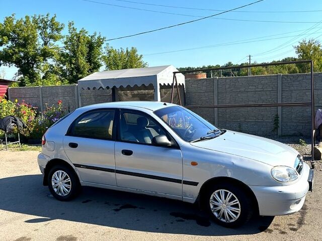 Сірий ЗАЗ Ланос, об'ємом двигуна 1.5 л та пробігом 230 тис. км за 2350 $, фото 2 на Automoto.ua