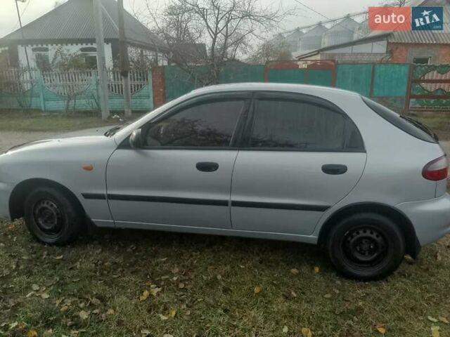 Сірий ЗАЗ Ланос, об'ємом двигуна 1.5 л та пробігом 111 тис. км за 2000 $, фото 1 на Automoto.ua