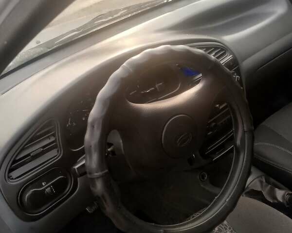 Сірий ЗАЗ Ланос, об'ємом двигуна 1.5 л та пробігом 111 тис. км за 2000 $, фото 5 на Automoto.ua