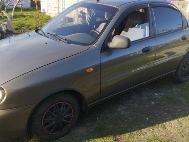 Серый ЗАЗ Ланос, объемом двигателя 0 л и пробегом 151 тыс. км за 3500 $, фото 1 на Automoto.ua