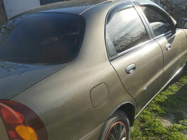 Серый ЗАЗ Ланос, объемом двигателя 0 л и пробегом 151 тыс. км за 3500 $, фото 3 на Automoto.ua