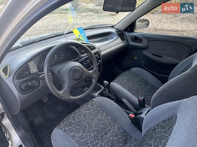 Сірий ЗАЗ Ланос, об'ємом двигуна 1.3 л та пробігом 240 тис. км за 2500 $, фото 7 на Automoto.ua