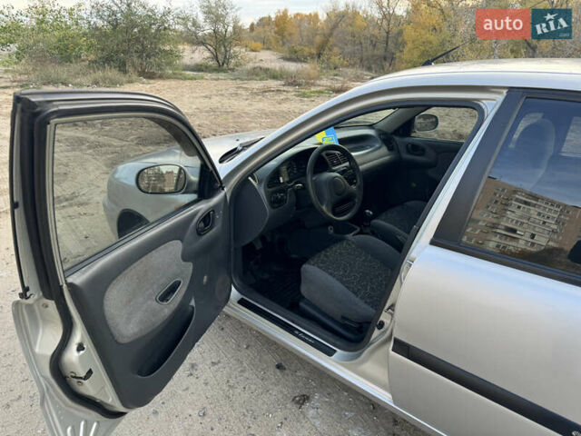 Сірий ЗАЗ Ланос, об'ємом двигуна 1.3 л та пробігом 240 тис. км за 2500 $, фото 6 на Automoto.ua