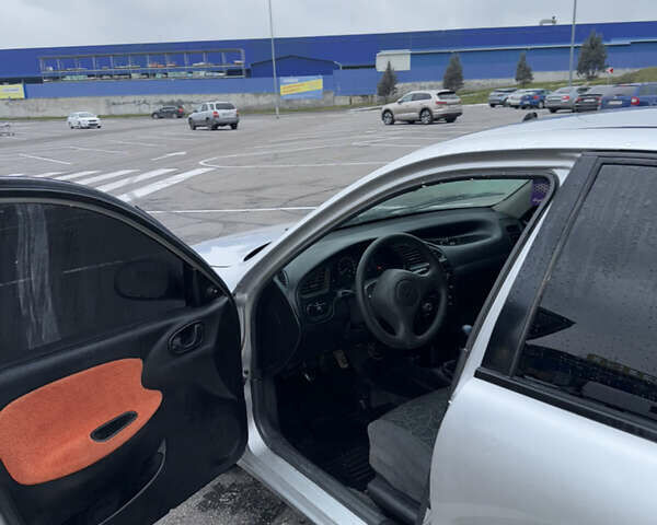 Серый ЗАЗ Ланос, объемом двигателя 1.39 л и пробегом 326 тыс. км за 1200 $, фото 12 на Automoto.ua