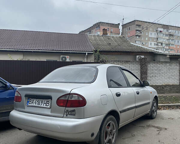 Сірий ЗАЗ Ланос, об'ємом двигуна 1.5 л та пробігом 200 тис. км за 1700 $, фото 1 на Automoto.ua