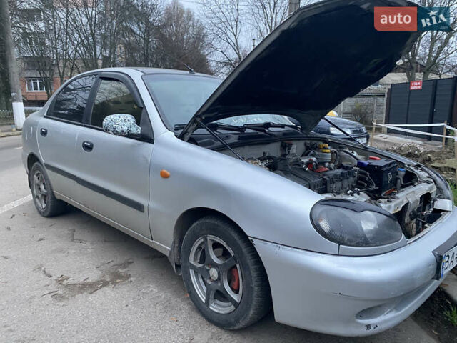 Сірий ЗАЗ Ланос, об'ємом двигуна 1.5 л та пробігом 200 тис. км за 1700 $, фото 4 на Automoto.ua