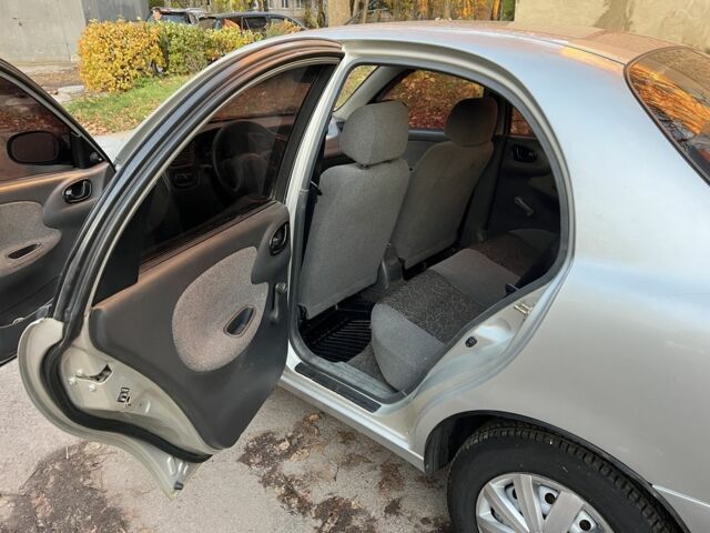 Сірий ЗАЗ Ланос, об'ємом двигуна 1.4 л та пробігом 175 тис. км за 1800 $, фото 12 на Automoto.ua