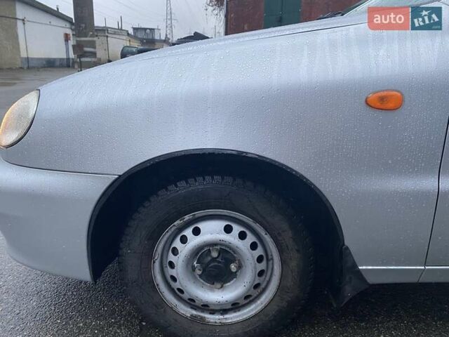 Сірий ЗАЗ Ланос, об'ємом двигуна 1.39 л та пробігом 69 тис. км за 2900 $, фото 18 на Automoto.ua