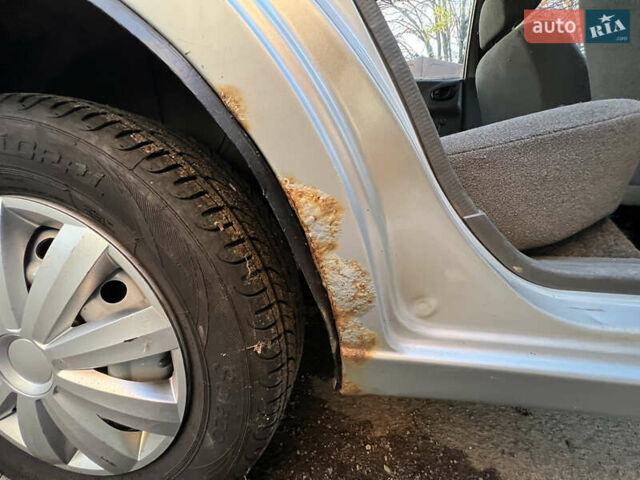 Сірий ЗАЗ Ланос, об'ємом двигуна 1.4 л та пробігом 175 тис. км за 1800 $, фото 16 на Automoto.ua