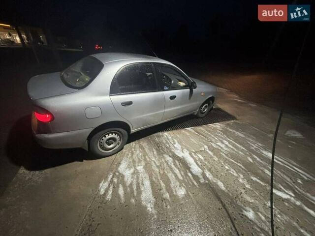 Сірий ЗАЗ Ланос, об'ємом двигуна 1.39 л та пробігом 155 тис. км за 2500 $, фото 3 на Automoto.ua