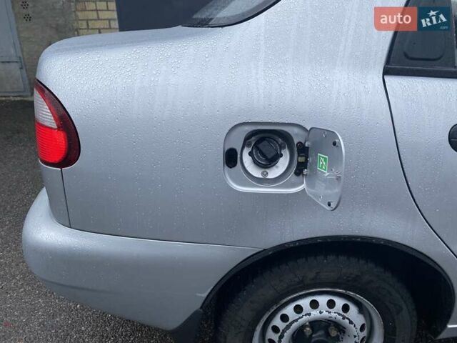 Сірий ЗАЗ Ланос, об'ємом двигуна 1.39 л та пробігом 69 тис. км за 2900 $, фото 25 на Automoto.ua