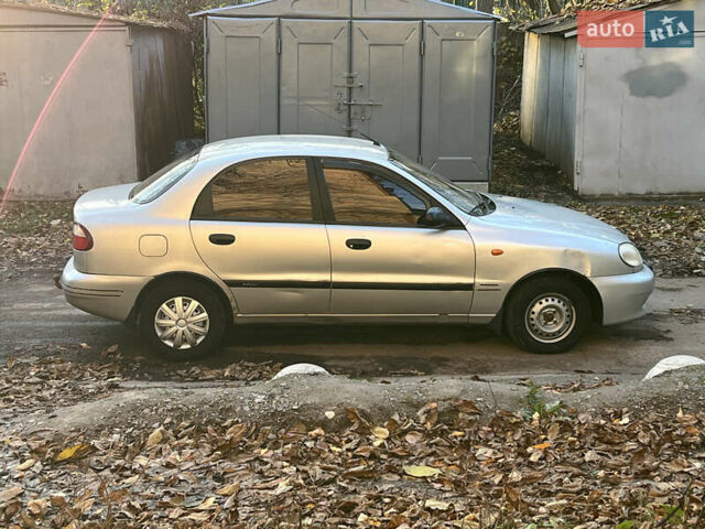 Сірий ЗАЗ Ланос, об'ємом двигуна 1.4 л та пробігом 175 тис. км за 1800 $, фото 3 на Automoto.ua