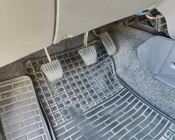 Серый ЗАЗ Ланос, объемом двигателя 1.39 л и пробегом 53 тыс. км за 3500 $, фото 7 на Automoto.ua