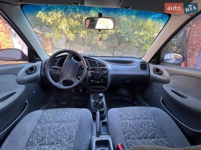 Сірий ЗАЗ Ланос, об'ємом двигуна 1.4 л та пробігом 100 тис. км за 1900 $, фото 4 на Automoto.ua