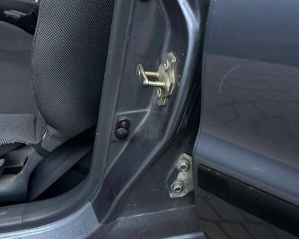 Сірий ЗАЗ Ланос, об'ємом двигуна 1.5 л та пробігом 141 тис. км за 2350 $, фото 7 на Automoto.ua