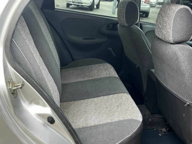 Серый ЗАЗ Ланос, объемом двигателя 1.4 л и пробегом 220 тыс. км за 2400 $, фото 10 на Automoto.ua