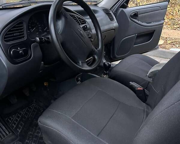 Сірий ЗАЗ Ланос, об'ємом двигуна 1.5 л та пробігом 141 тис. км за 2350 $, фото 5 на Automoto.ua