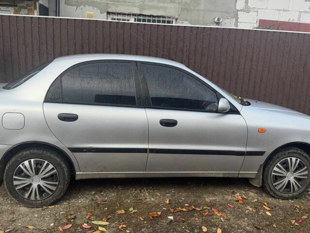 Сірий ЗАЗ Ланос, об'ємом двигуна 1.4 л та пробігом 8 тис. км за 2050 $, фото 1 на Automoto.ua