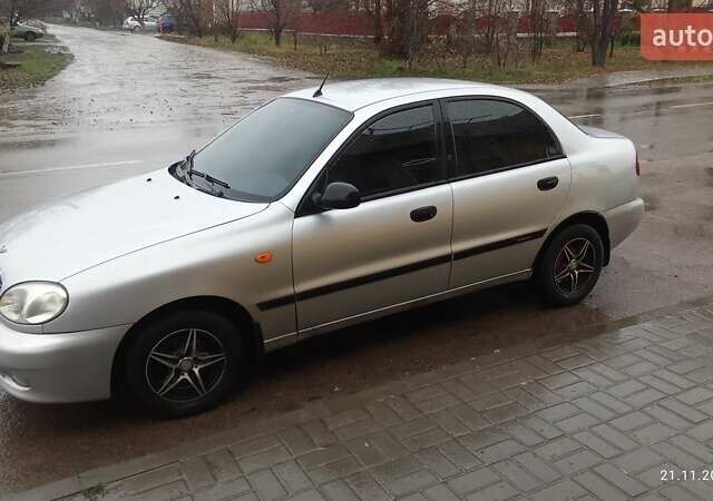 Сірий ЗАЗ Ланос, об'ємом двигуна 1.4 л та пробігом 241 тис. км за 1499 $, фото 1 на Automoto.ua