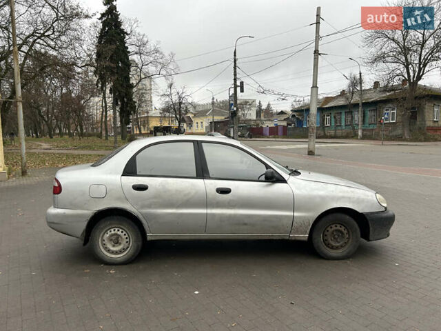 Серый ЗАЗ Ланос, объемом двигателя 1.39 л и пробегом 250 тыс. км за 900 $, фото 5 на Automoto.ua
