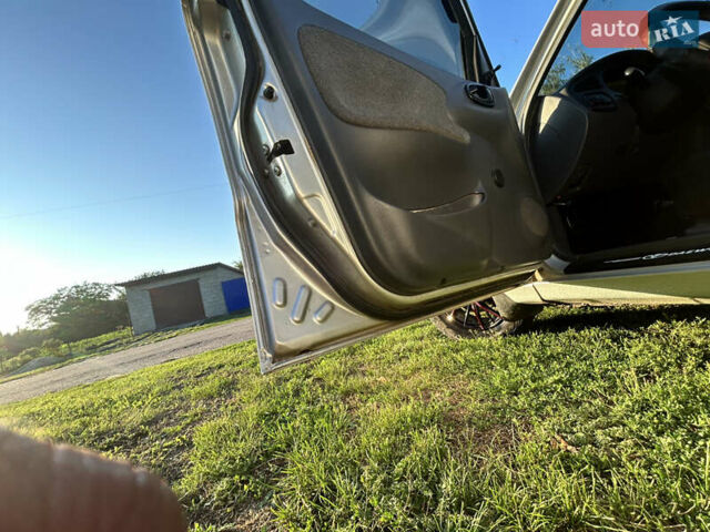 Серый ЗАЗ Ланос, объемом двигателя 1.39 л и пробегом 163 тыс. км за 3200 $, фото 6 на Automoto.ua